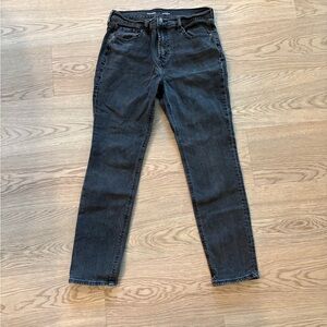 Old Navy Women's Dark Gray Skinny Jeans